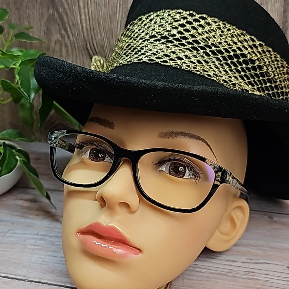 LADIES BLACK & GOLD PLASTIC EYEGLASS FRAMES